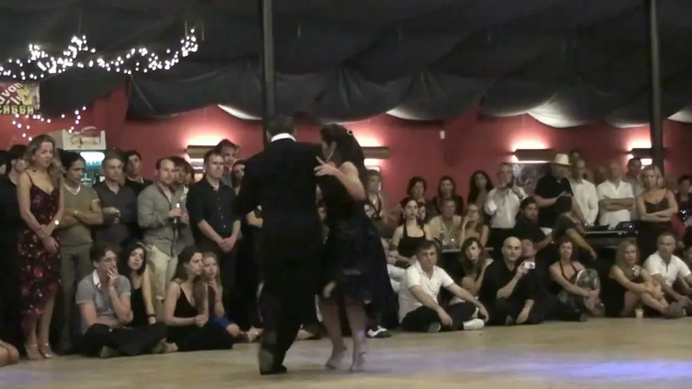 Video thumbnail for Natalia Ochoa y Pancho Martínez Pey - "Pobre Flor"