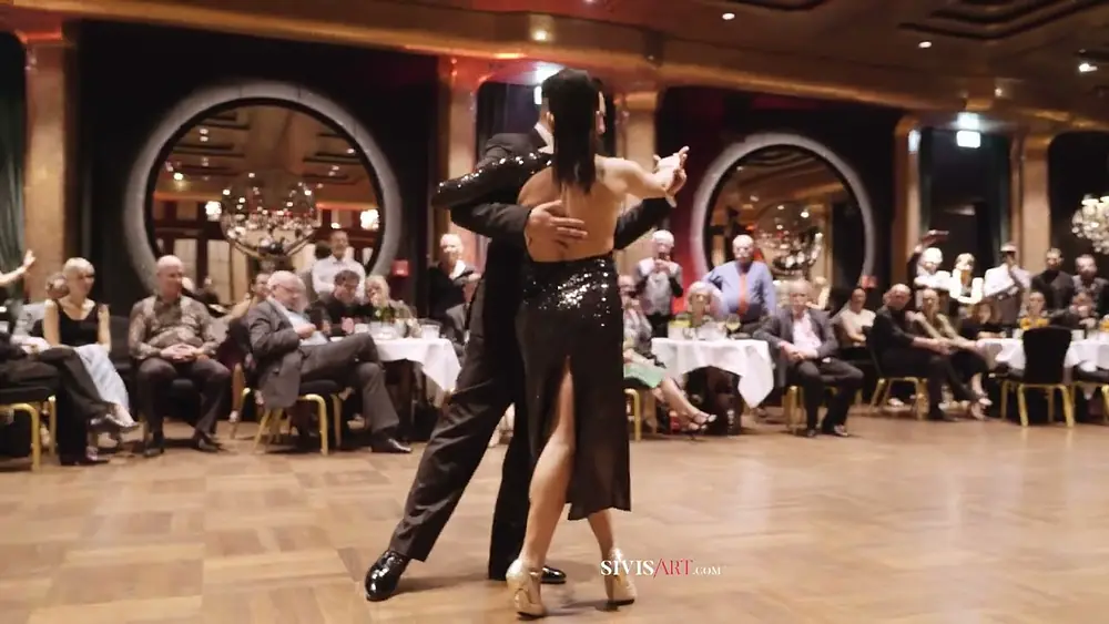 Video thumbnail for Jonathan Saavedra & Clarisa Aragon 3/4. Baden-Baden Tango Festival, 12th November 2023