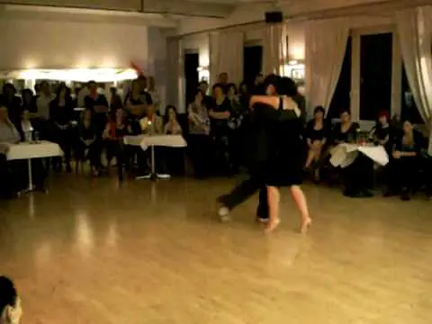 Video thumbnail for Melina Sedó y Detlef Engel - Milonguero Viejo