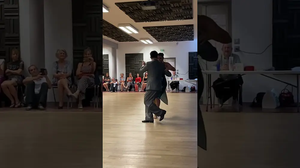 Video thumbnail for Edwin Espinosa & Alexa Yepes Vals Besançon 10/2023