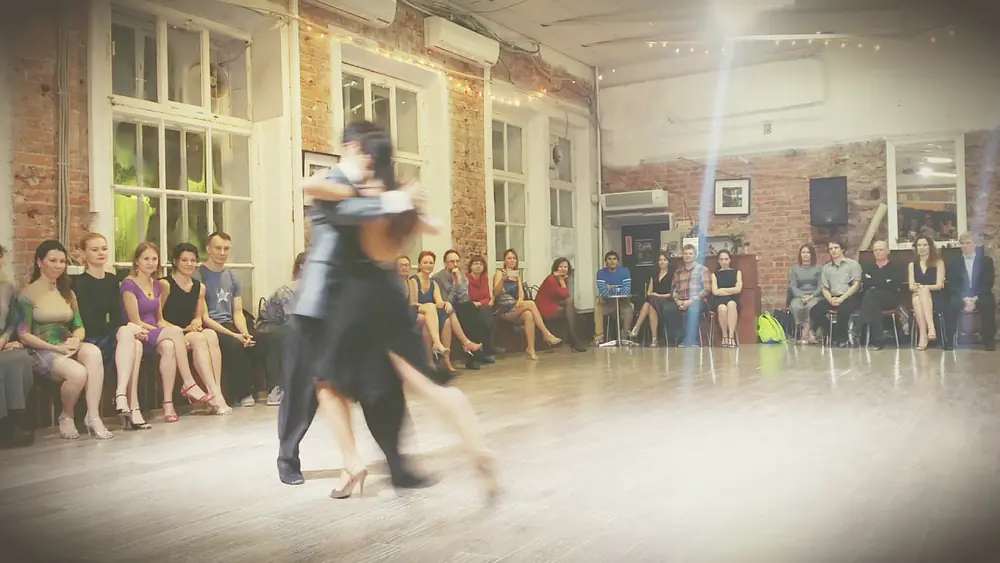 Video thumbnail for Celeste Medina & Andres Sautel @ Planetango(2)