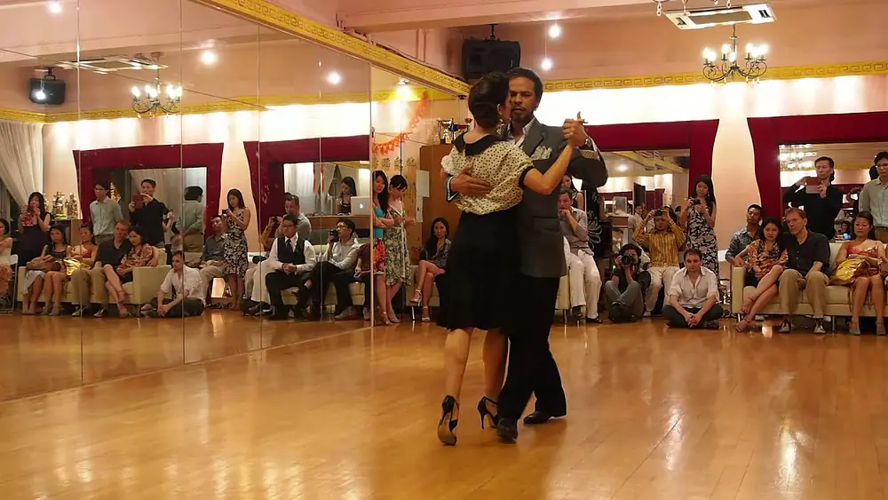 Video thumbnail for Fabian Peralta and Josefina Bermudez @ Opening Milonga of Tango Xtreme HK 2013 1/3