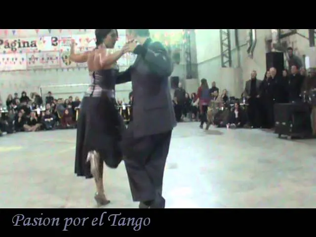 Video thumbnail for KARINA COLMEIRO Y HORACIO GODOY BAILANDO EN LA MILONGA DEL MORAN
