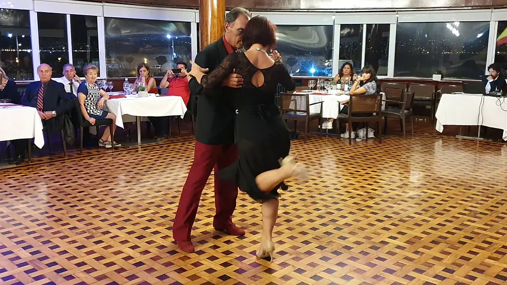 Video thumbnail for Diego Cornella Jaimez e Laura Diez, no XI Encuentro Tango en Galicia,  em 07/09/19 - 3/4