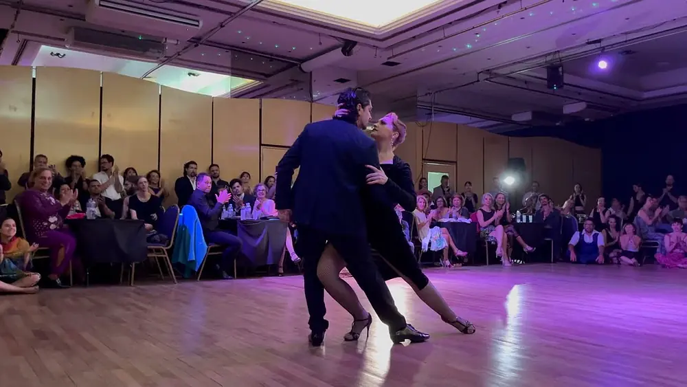 Video thumbnail for ARIADNA NAVEIRA Y FERNADO SANCHEZ