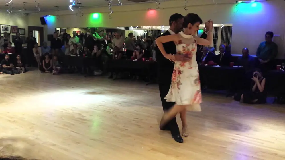 Video thumbnail for Argentine tango: Fabian Peralta & Josefina Bermudez Avila - Almanaque De Ilusión
