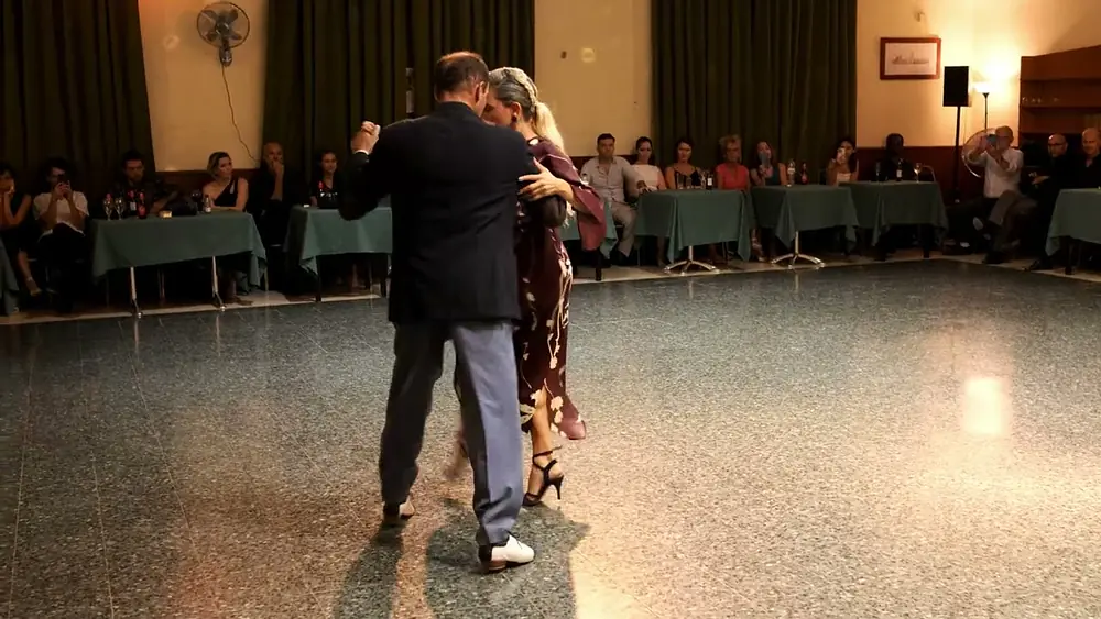 Video thumbnail for Delfina Passini i Diego Valero a Milonga Casa València, setembre 2024