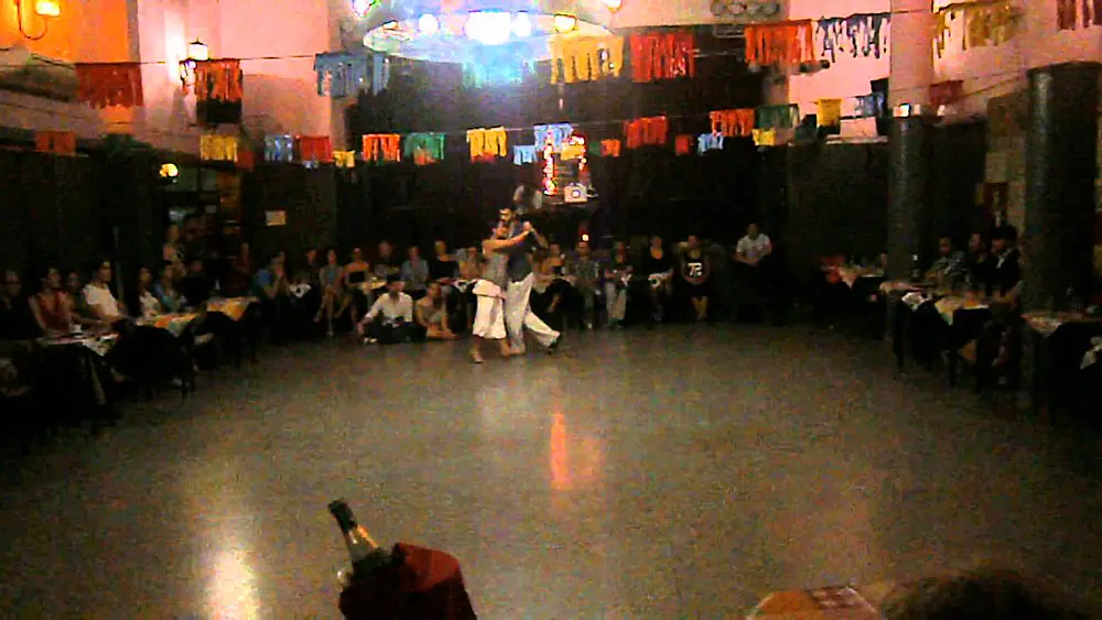 Video thumbnail for Dana Frigoli y Adrian Ferreyra en El Motivo Tango, 7/10/13