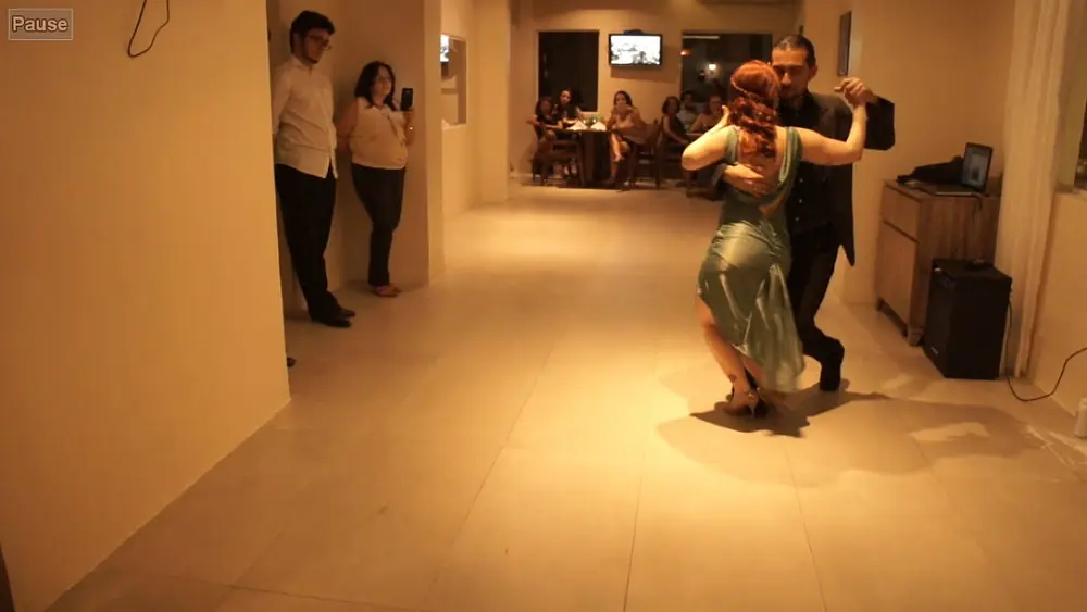 Video thumbnail for Flor de Montserrat (Biagi) - milonga - Roberta Barreto e Lindemberg Carvalho