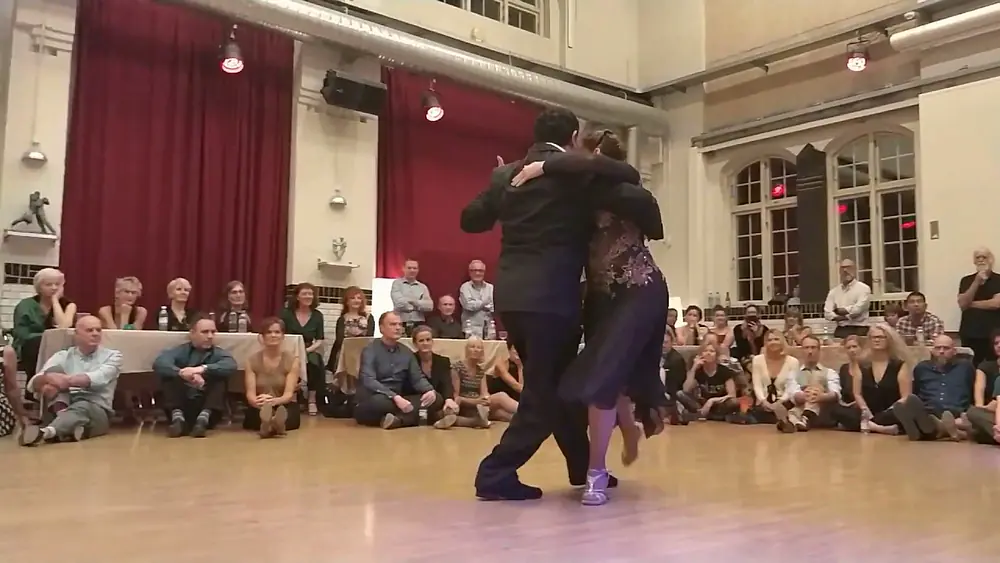 Video thumbnail for Ruben & Sabrina blålotus waltz 2018