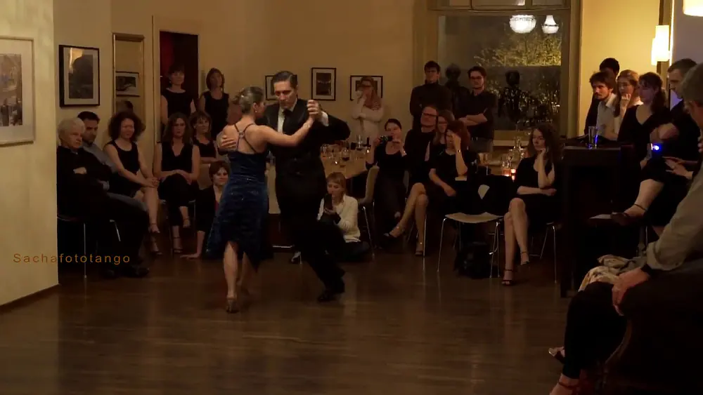 Video thumbnail for Camila Fontan y Matias Diaz, Milonga El Correo, 20.02.2016