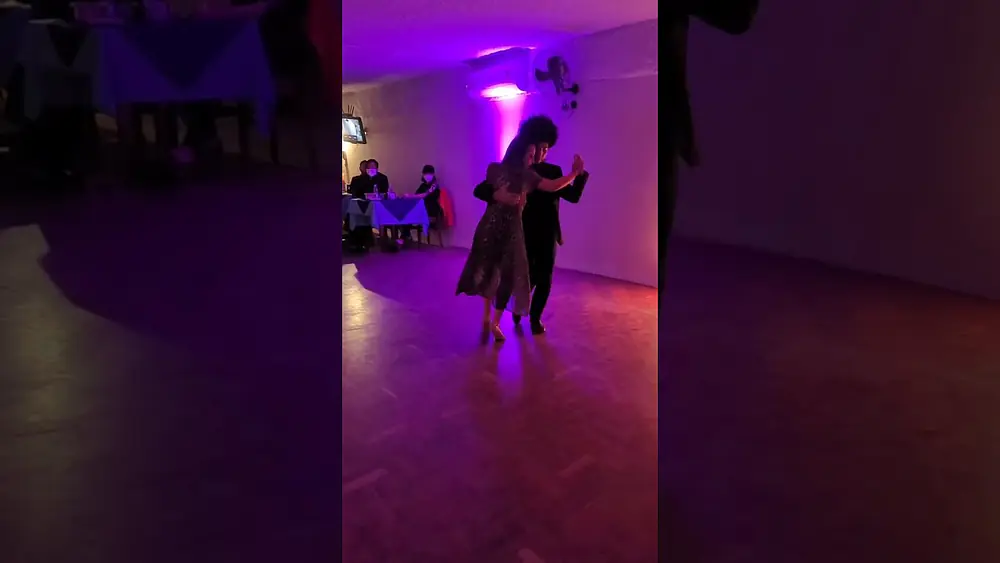 Video thumbnail for Gaby Mataloni & Vinicius Souza - Milonga Gaby Vini - San Pablo, Brasil 3/3