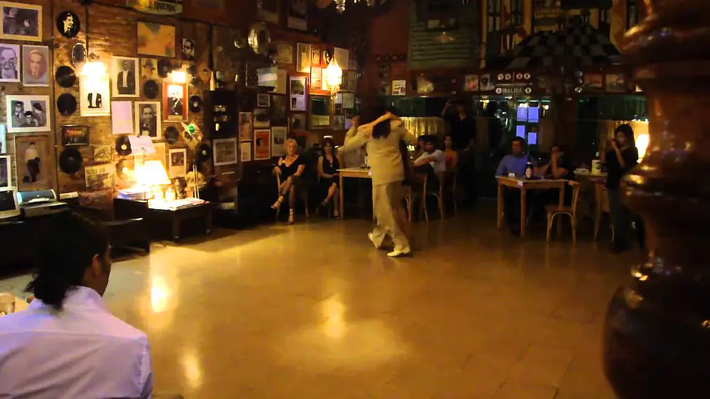 Video thumbnail for ISABEL ACUÑA y ANDRES LAZA MORENO 2de3 - Oro de ley