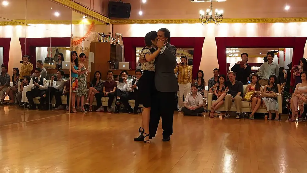 Video thumbnail for Fabian Peralta and Josefina Bermudez @ Opening Milonga of Tango Xtreme HK 2013 2/3