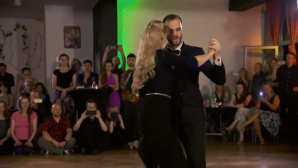 Video thumbnail for Танго танец Magda Bochińska & Panagiotis Triantafyllou    Coqueta Tipica Victor Tango Argentino 3 3