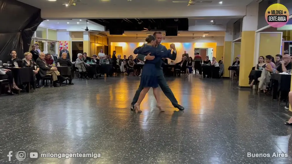 Video thumbnail for Alvaro Salas y Julieta Cappiello - Milonga Gente Amiga - 17/SEP/2023 (1/3)