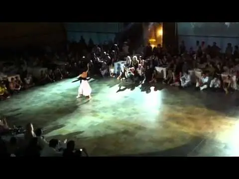 Video thumbnail for Claire y Dario Da silva-milonga