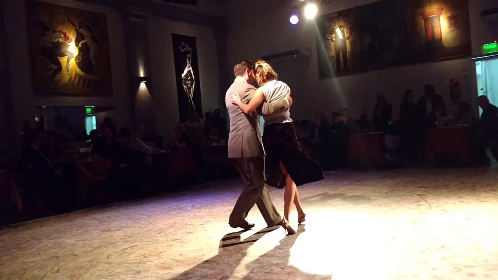Video thumbnail for Diego Lanau y María Blanco bailan foxtrot 3/3 (15-Sep-17)