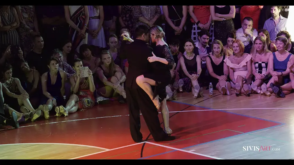 Video thumbnail for Carlitos Espinoza & Noelia Hurtado - Gallo Ciego - Tango exhibition by Sivis'Art