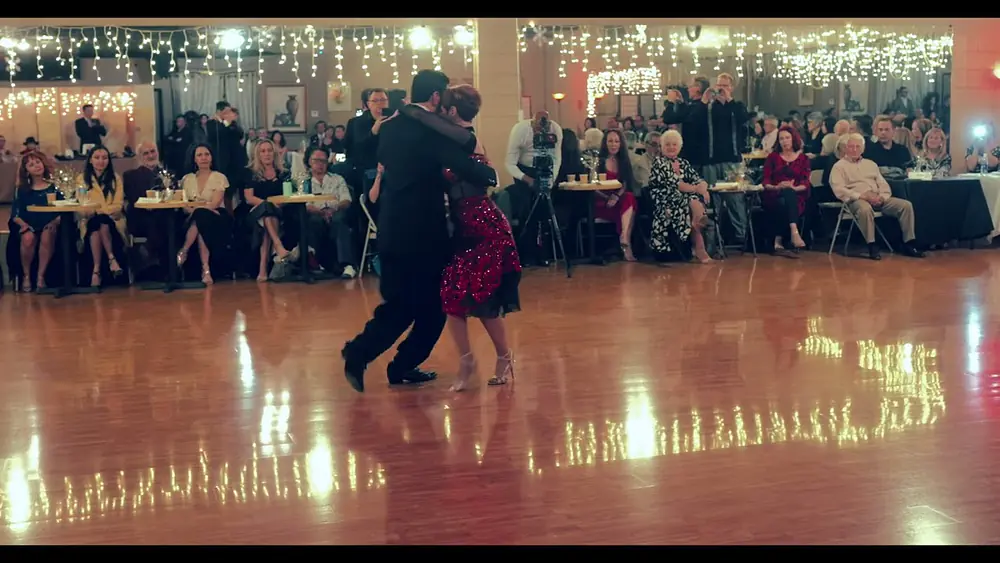 Video thumbnail for Miriam Larici & Leonardo Barrionuevo  - "Milongueando"
