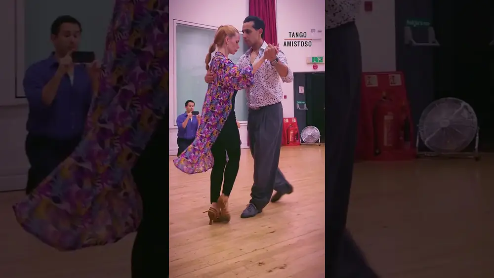Video thumbnail for Marcos Roberts and Louise Malucelli class demo @tangoamistoso1058 in London
