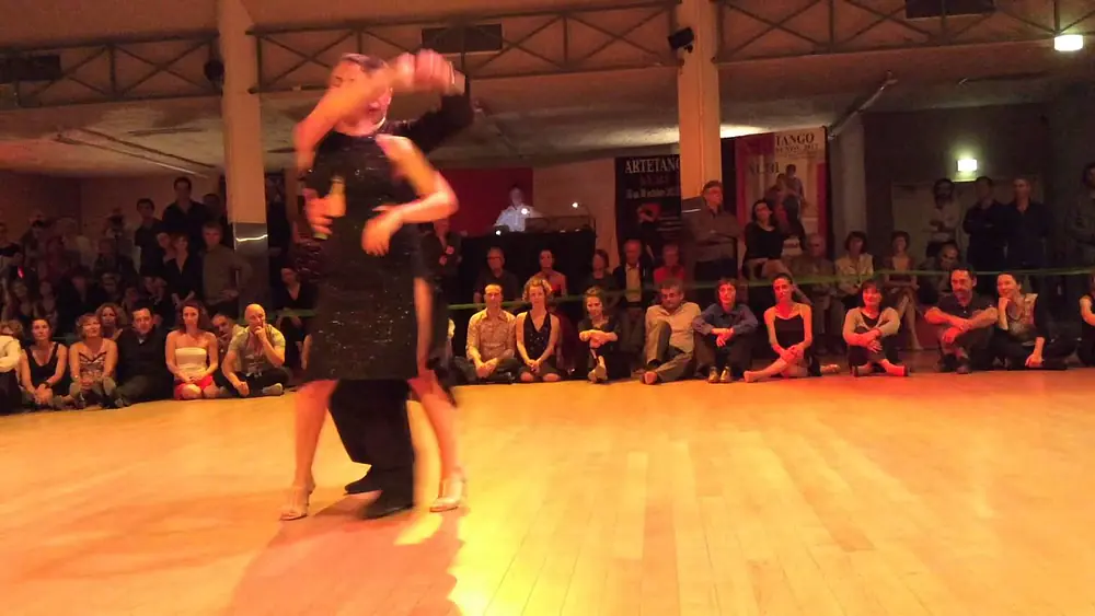 Video thumbnail for Claudio Forte & Barbara Carpino - Albi Tango Festival 31/10/2015 - 3/4