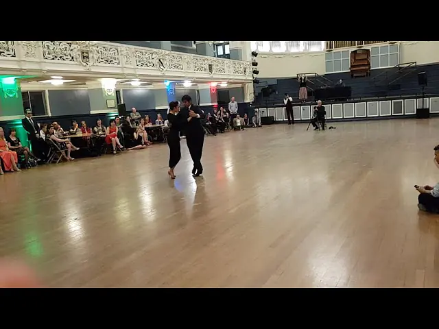 Video thumbnail for Dante Culcuy & Veronica Vazquez @ Oxford International Tango Festival 2019 2/3