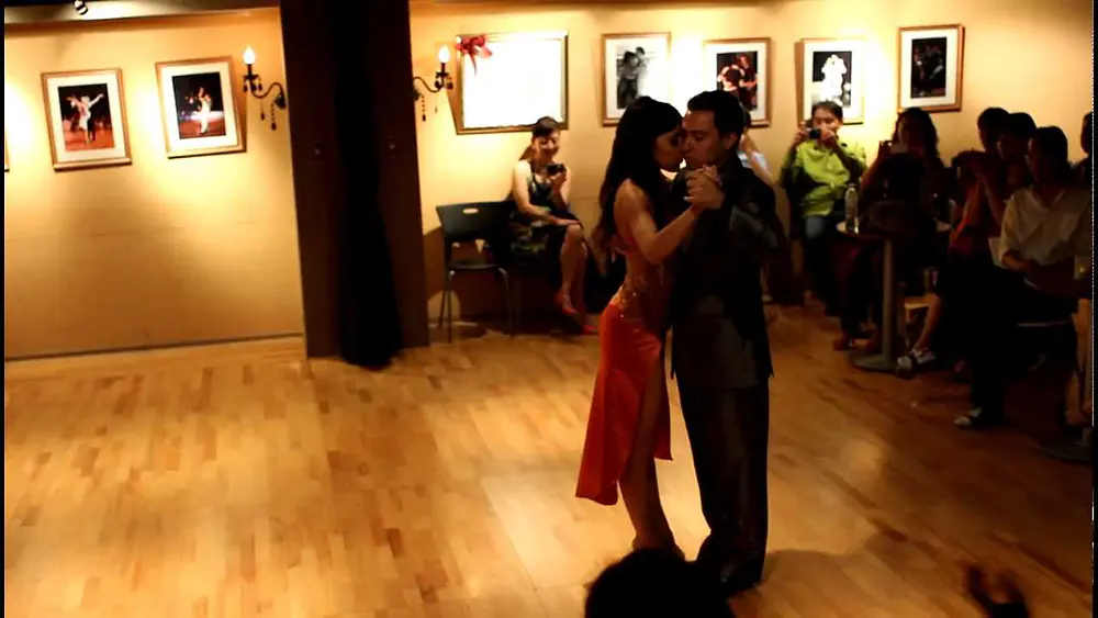 Video thumbnail for Pablo Giorgini y Noelia Coletti at Tanguísimo, Taipei. Welcome Milonga in May, 2012.