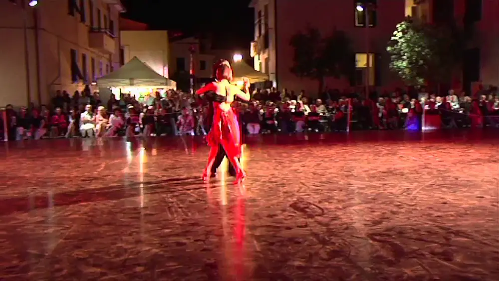 Video thumbnail for "Milonga Brava" con Gustavo Rosas y Gisela Natoli al  I° Elba International Tango Festival.