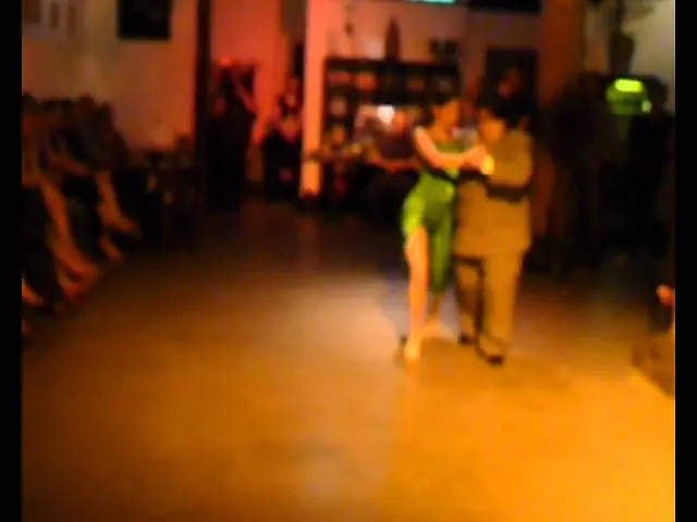 Video thumbnail for Aonike Quiroga & Vanessa Fatauros 'La Bruja"  2 -  Juan D'arienzo 2011.avi