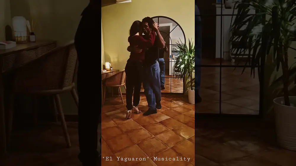 Video thumbnail for El Yaguaron.. fine musicality 🎶 Silvina Tse & Julio Alvarez