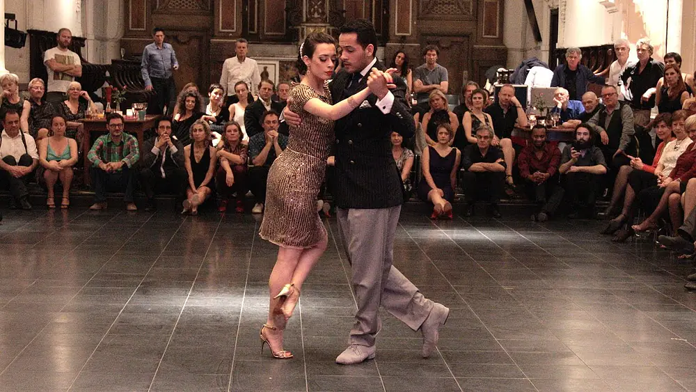 Video thumbnail for Tango: Laura D'Anna y Sebastian Acosta, 2016, Milonga de Gante, 2/3