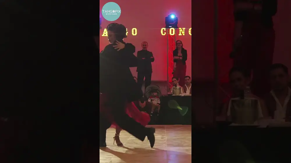 Video thumbnail for Julián Sanchez & Bruna Estellita dance Tango Bardo - Loca