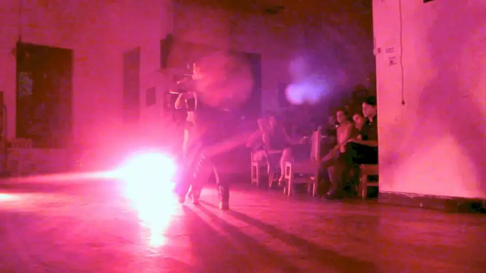 Video thumbnail for Sonja Bruyninckx y Sven Breynaert (2) en Milonga en Orsay