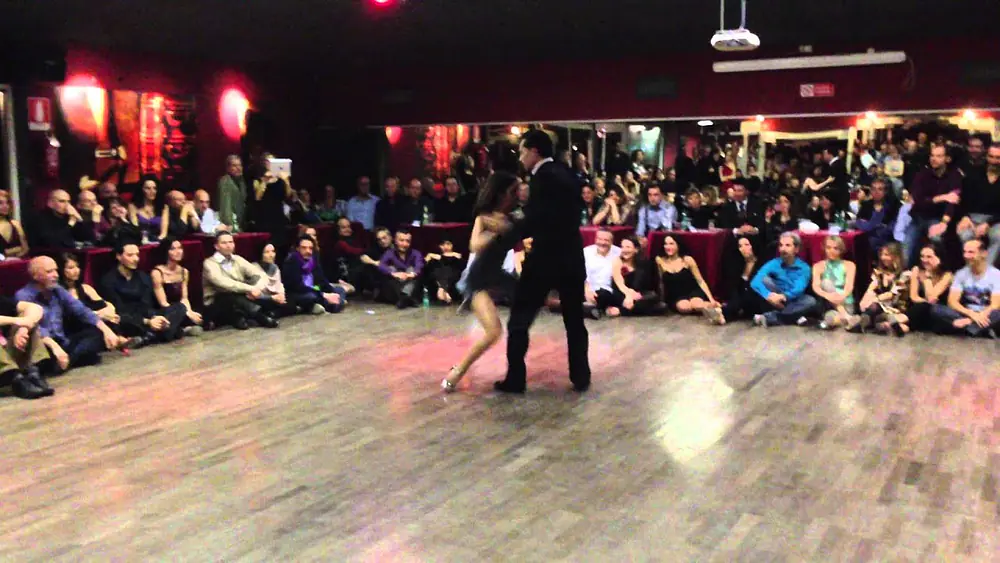Video thumbnail for CONVENTILLO Tango Roma - ESIBIZIONE di ROBERTA BECCARINI e PABLO MOYANO - 3° tema