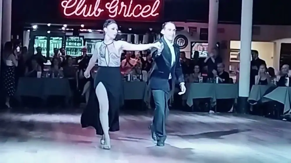 Video thumbnail for Jonathan Spitel y Betsabet Flores   El Puntazo