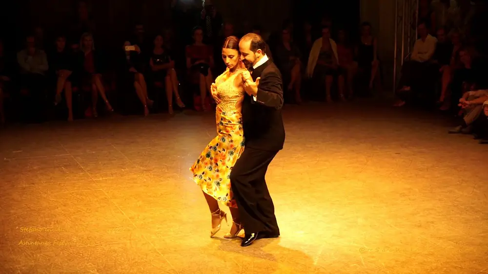 Video thumbnail for Marcela Guevara y Stefano Giudice 2016