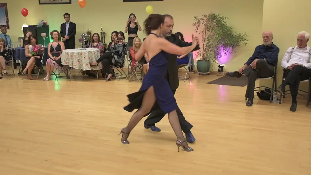 Video thumbnail for Gustavo Naveira and Giselle Anne (2/4)