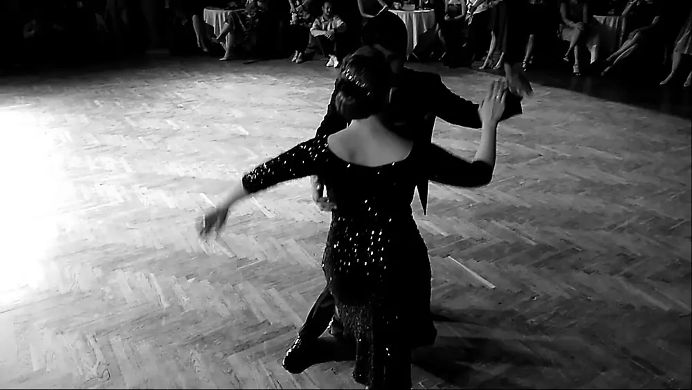 Video thumbnail for Ariadna Naveira & Fernando Sanchez_Tango_Filosofia Barata_Roberto Goyeneche