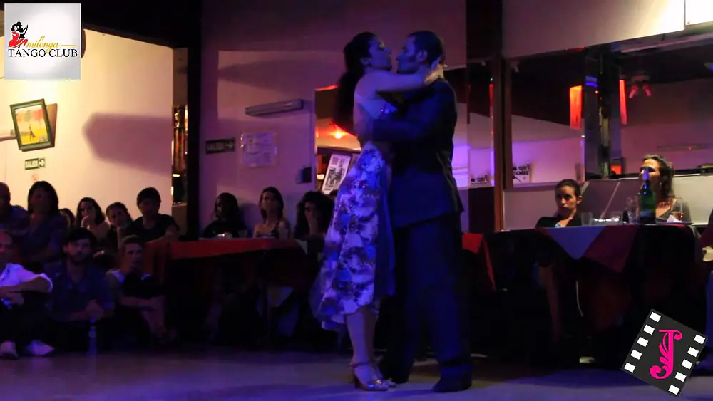 Video thumbnail for JULIETA BISCIONE Y ROBERTO CASTILLO en el Tango Club Milonga 03/04