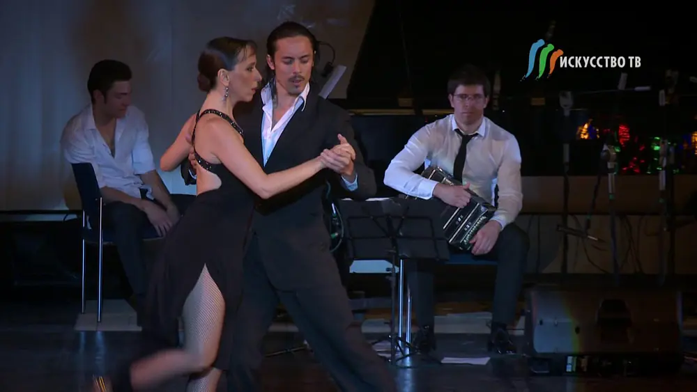 Video thumbnail for Milena Plebs -  White Nights tango festival