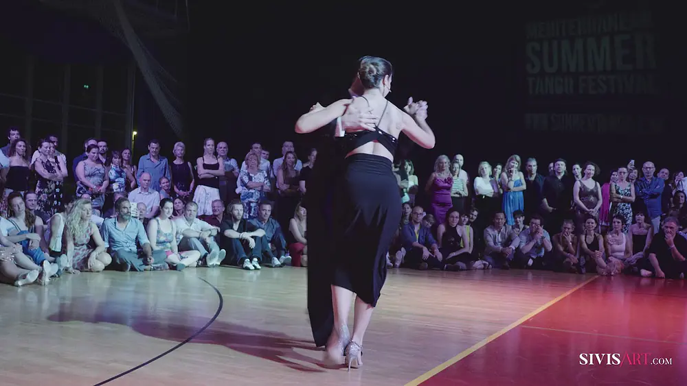 Video thumbnail for Fausto Carpino & Stéphanie Fesneau - A una mujer - Tango exhibition by Sivis'Art