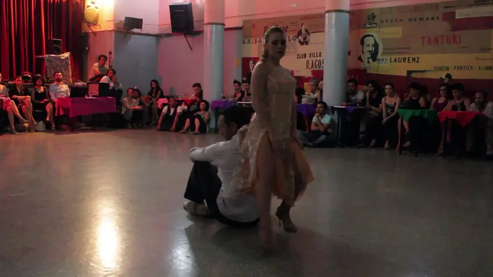 Video thumbnail for Melina Brufman y Pablo Álvarez - 12/12/16 - El Motivo 2/4