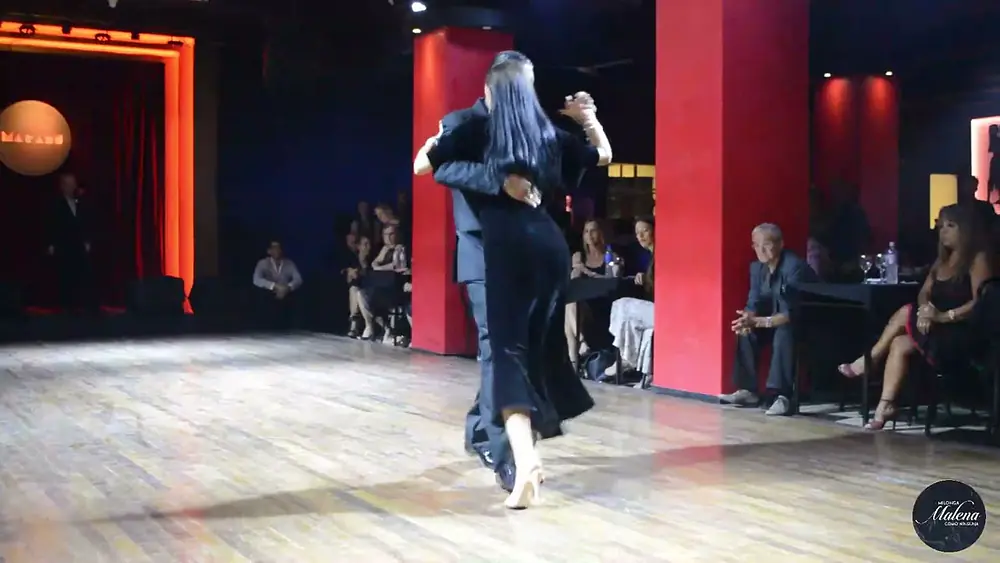 Video thumbnail for Aldana Valentina & Roberto Zuccarino en Milonga Malena "𝗖𝗢𝗠𝗢 𝗡𝗜𝗡𝗚𝗨𝗡𝗔"!!! 2/3