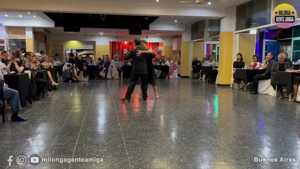 Video thumbnail for Silvina Valz y Fernando Galera - Milonga Gente Amiga - 12/FEB/2023 (2/2)