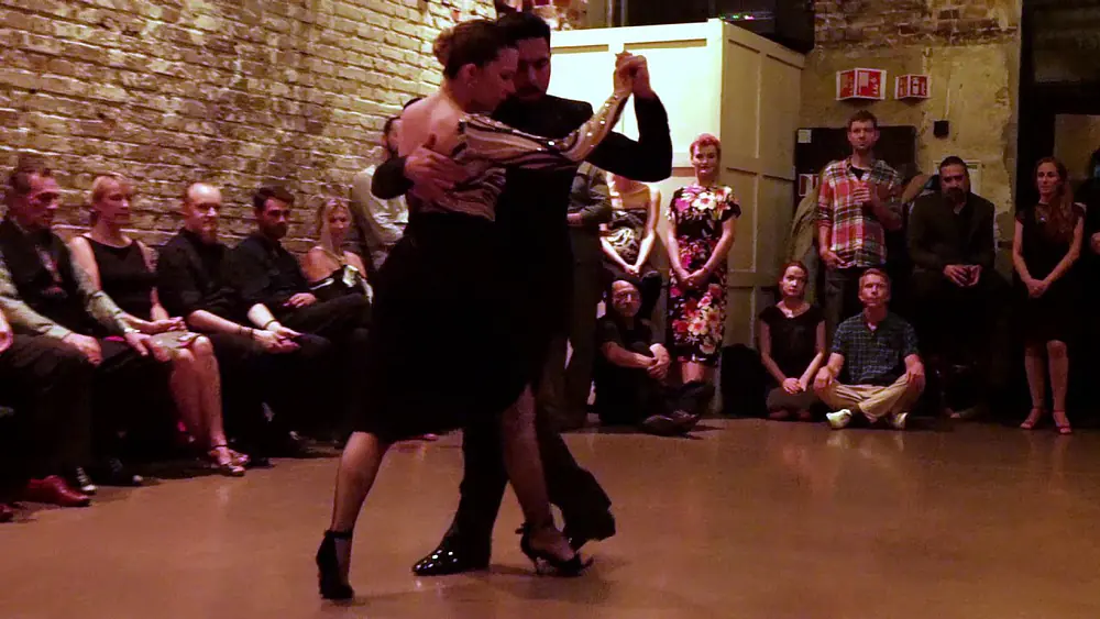 Video thumbnail for Jose Luis Salvo & Carla Rossi - El Tamango - Anibal Troilo (2/5) Oslo Tango