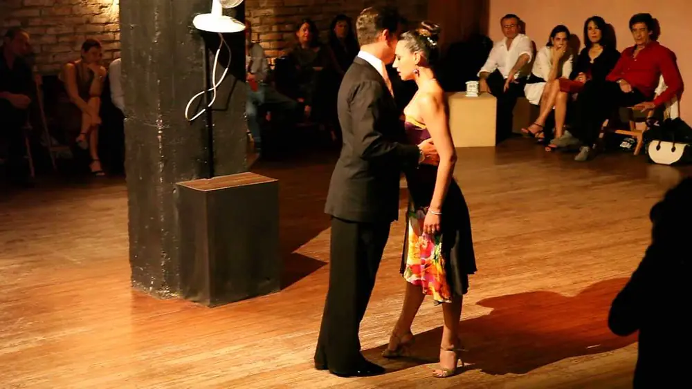 Video thumbnail for Claudio Forte & Barbara Carpino - 31/05/2013 (Messina) Tango 3/4