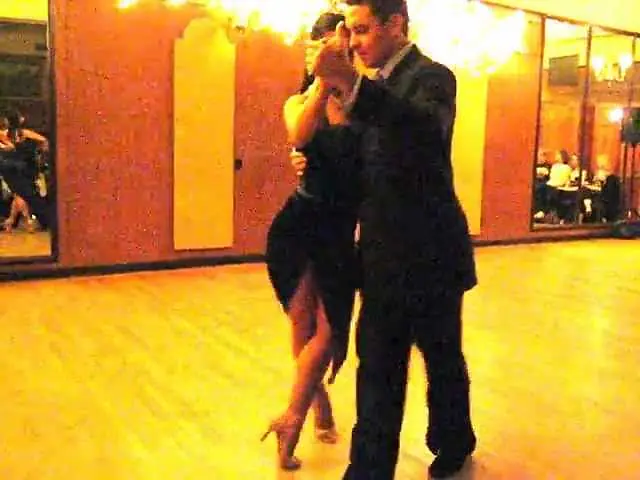 Video thumbnail for Carolina Jaurena & Andres Bravo  @ La Milonga Rosa