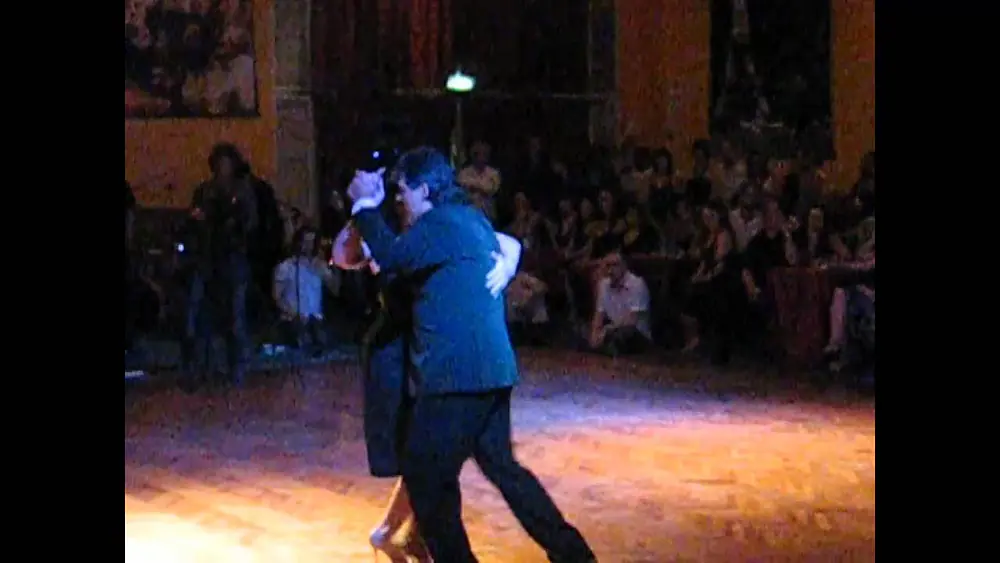 Video thumbnail for Julio Balmaceda y Corina de la Rosa en Salón Canning - enero 2011, Part 1