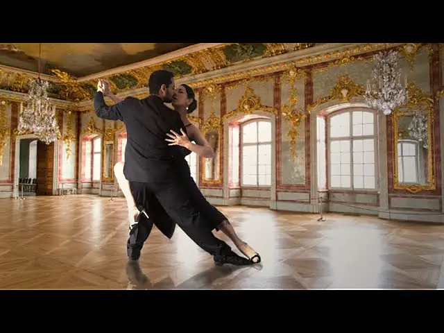 Video thumbnail for Tango, embellishments, lesson.Calesita. Pablo Nievas and Flor Fraschina